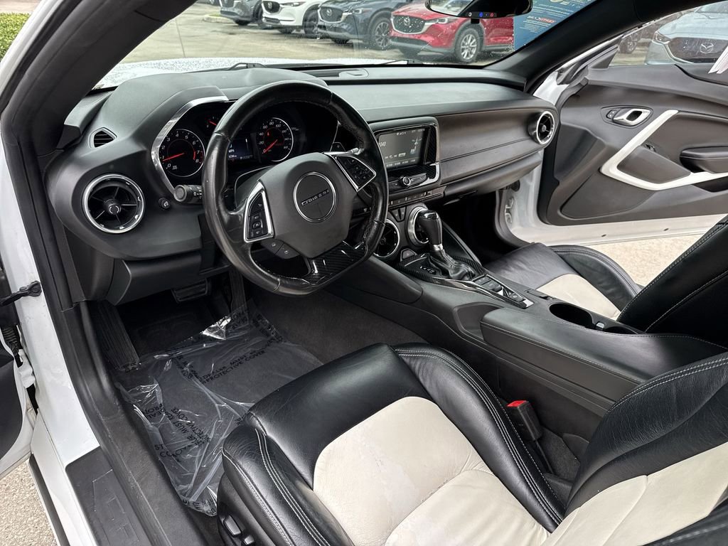 Used 2018 Chevrolet Camaro LT w/ RS Package image 34