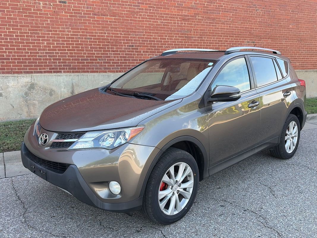 Used 2014 Toyota RAV4 Limited w/ Technology Package AWD/4WD image 1