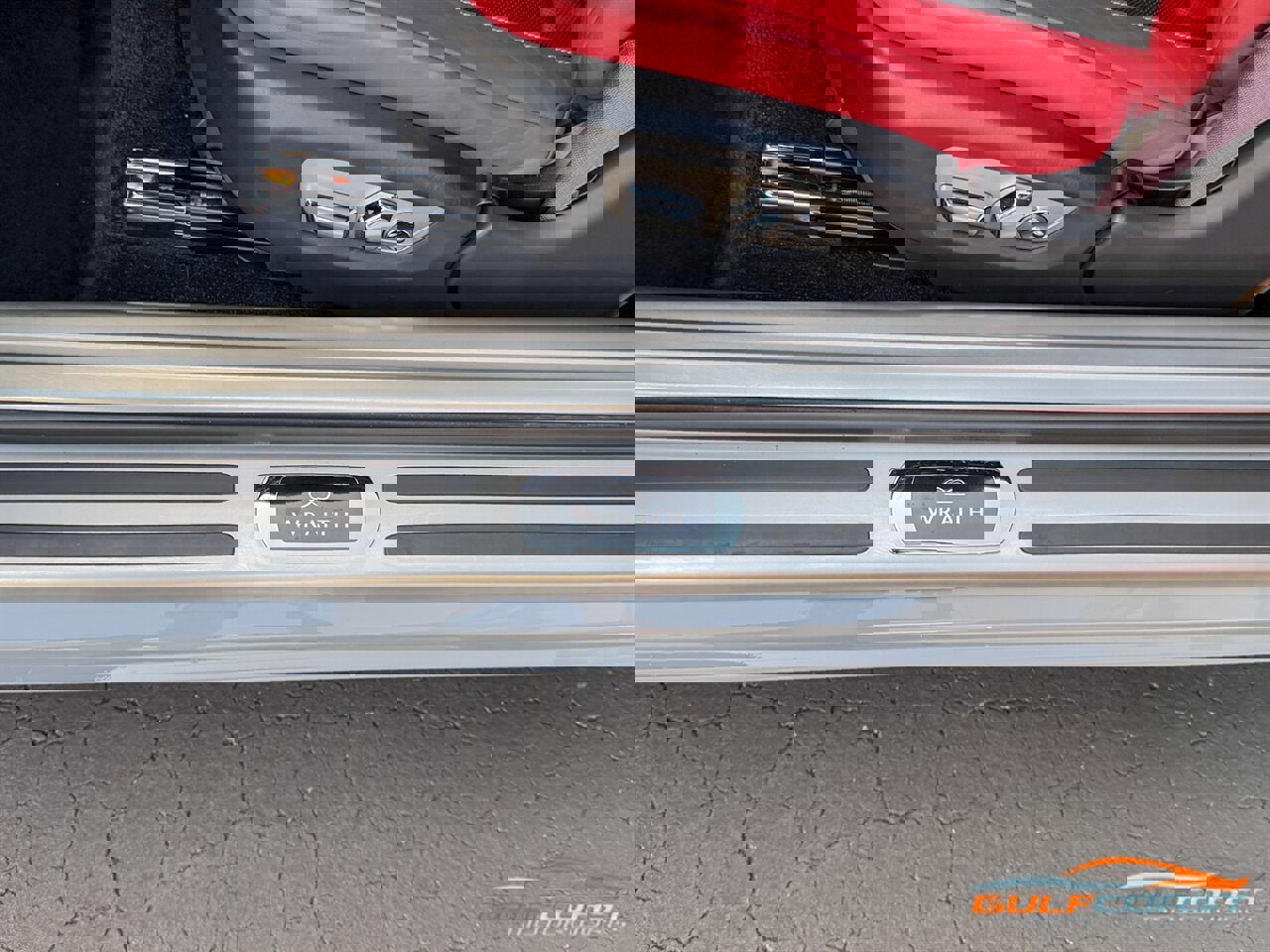 Used 2018 Rolls-Royce Wraith image 28