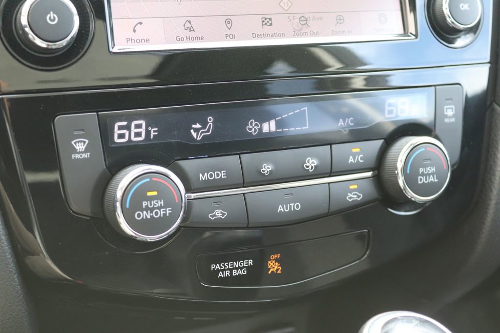 Used 2019 Nissan Rogue SV w/ Premium Package AWD/4WD image 22