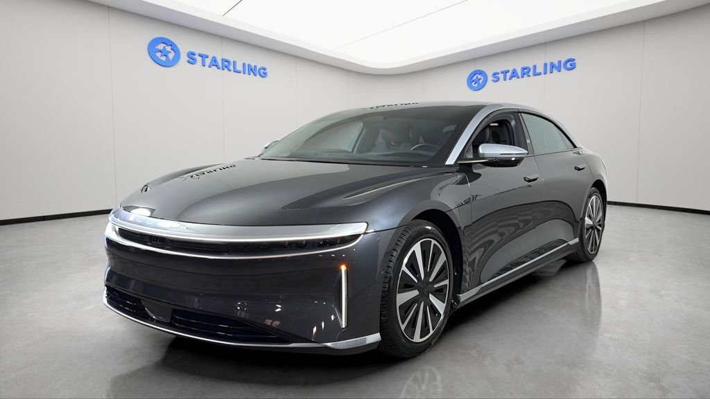 Used 2023 Lucid Air Grand Touring image 16