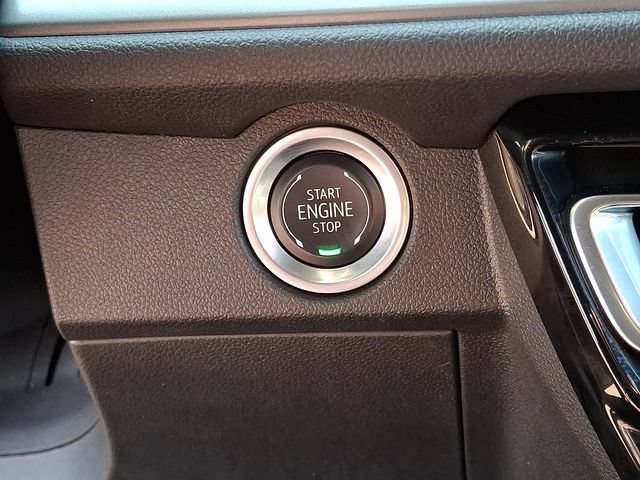 Used 2024 Chevrolet Traverse LT FWD image 19