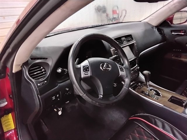 Used 2012 Lexus IS 250C w/ Luxury Pkg RWD image 10