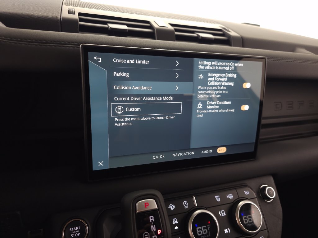 Certified 2025 Land Rover Defender 110 S AWD/4WD image 26