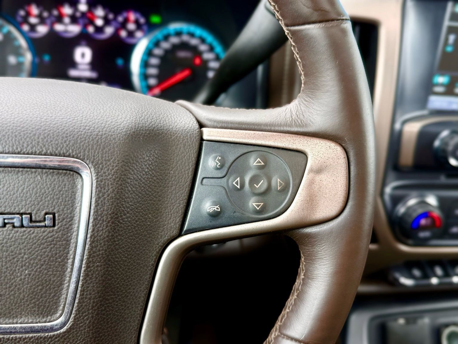 Used 2017 GMC Sierra 1500 Denali image 46