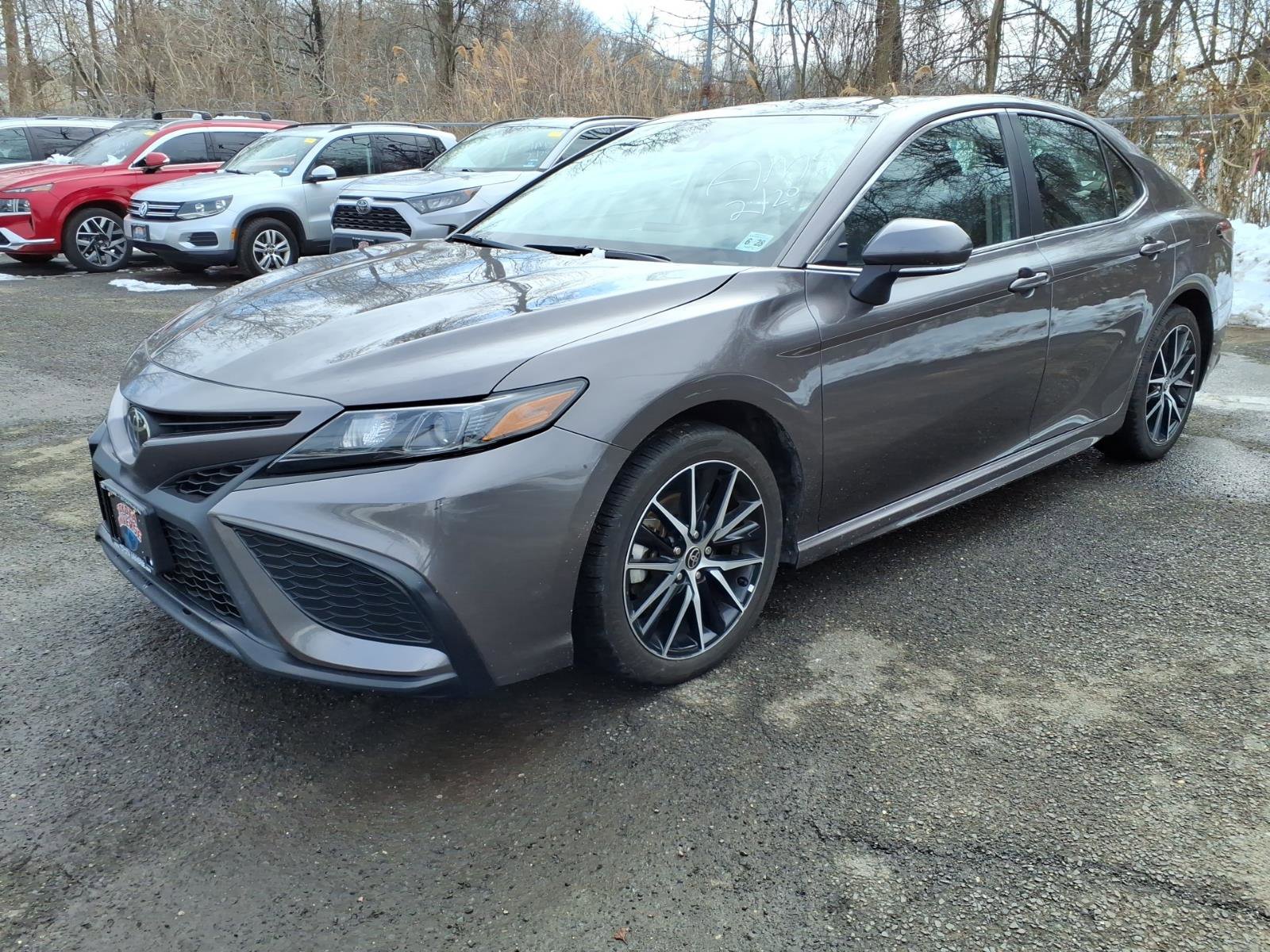 Certified 2023 Toyota Camry SE image 2