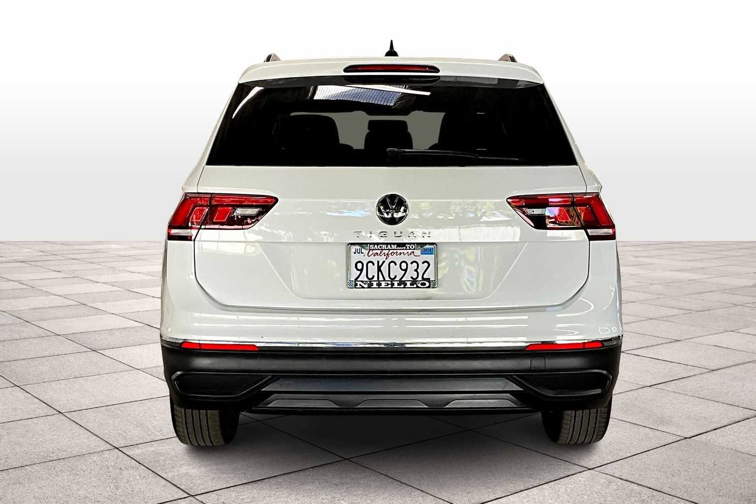 Used 2022 Volkswagen Tiguan S image 7