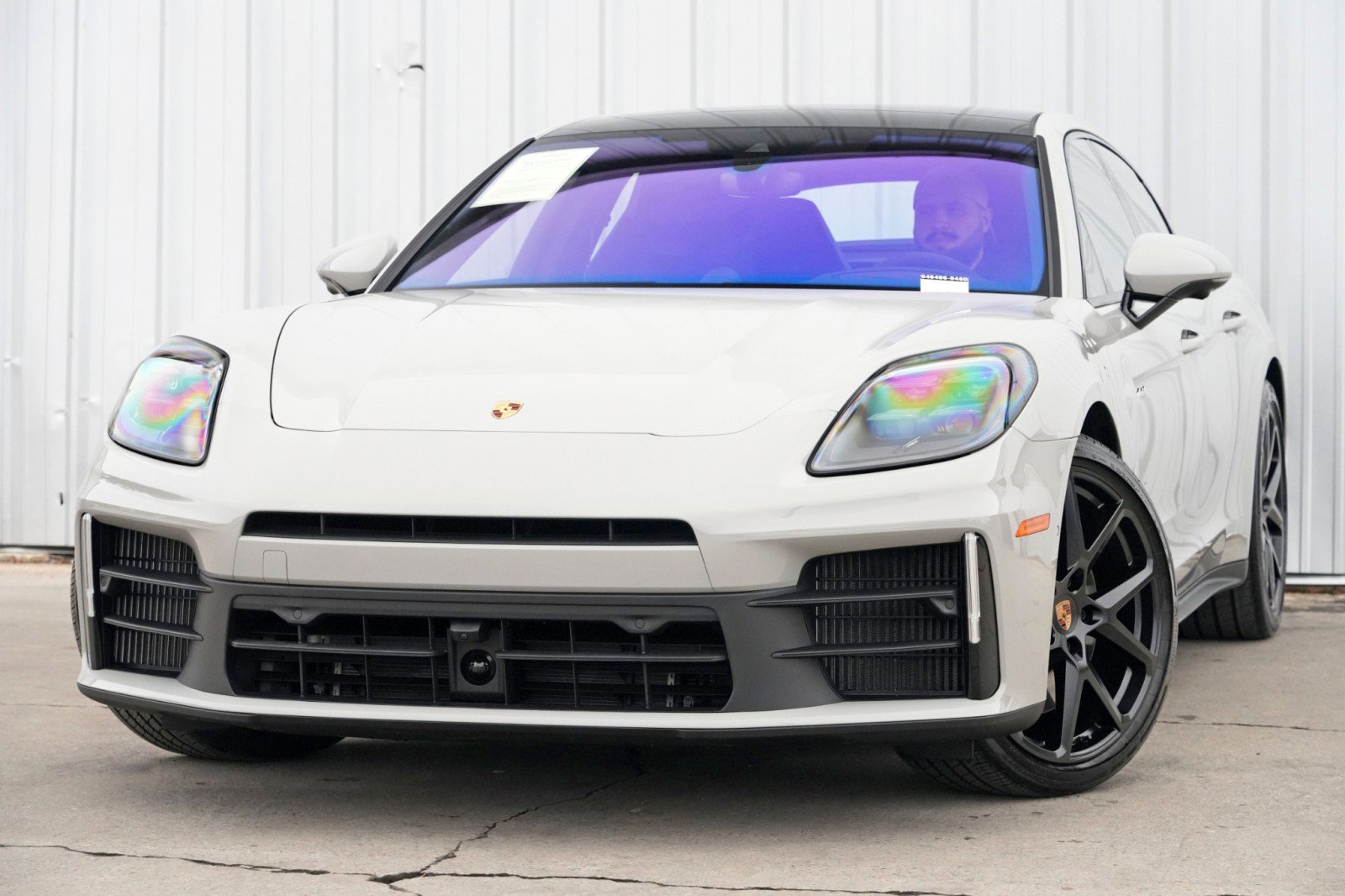 Used 2025 Porsche Panamera 4 w/ Premium Package image 3