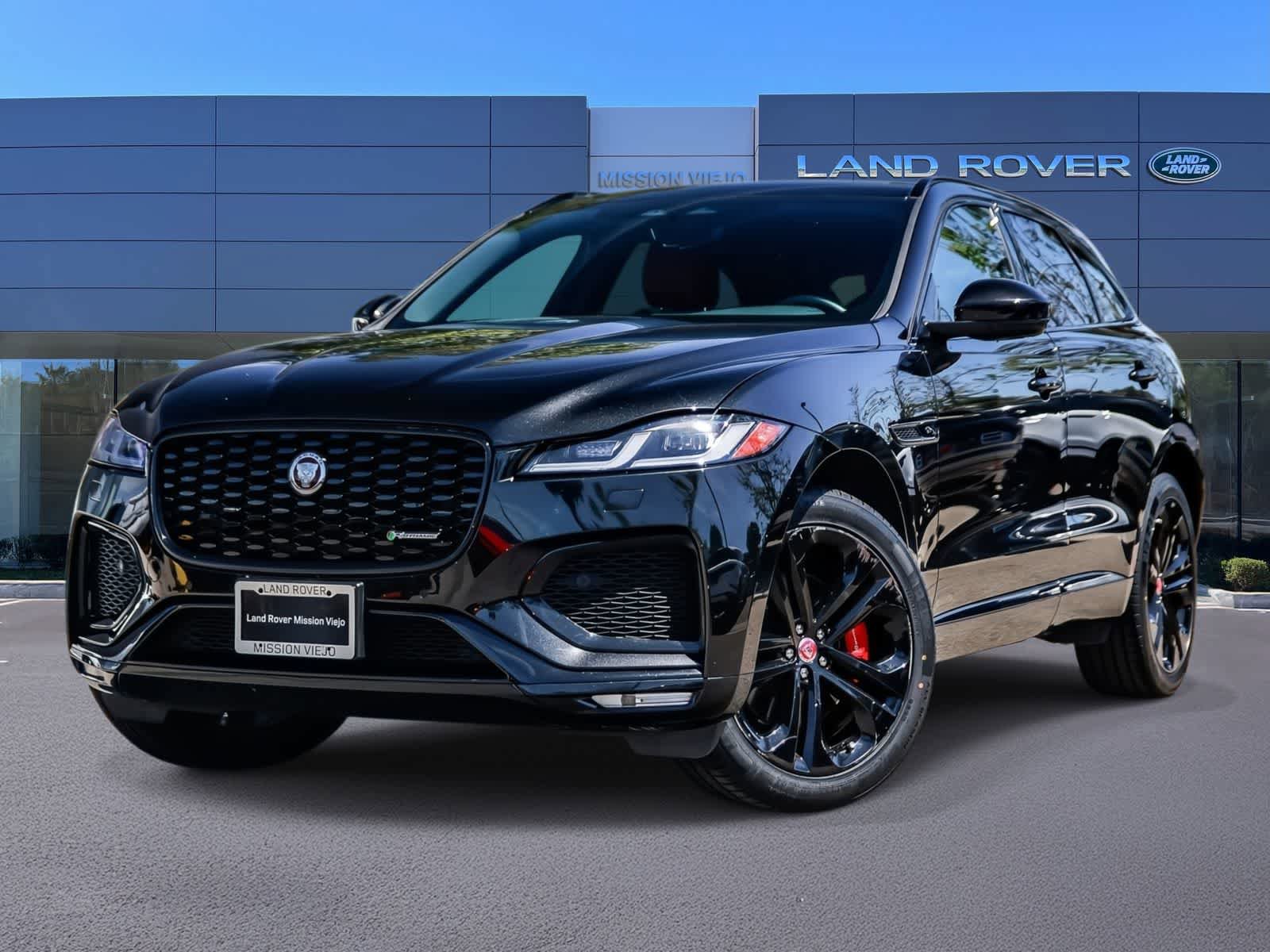 Used 2023 Jaguar F-PACE R-Dynamic S image 1