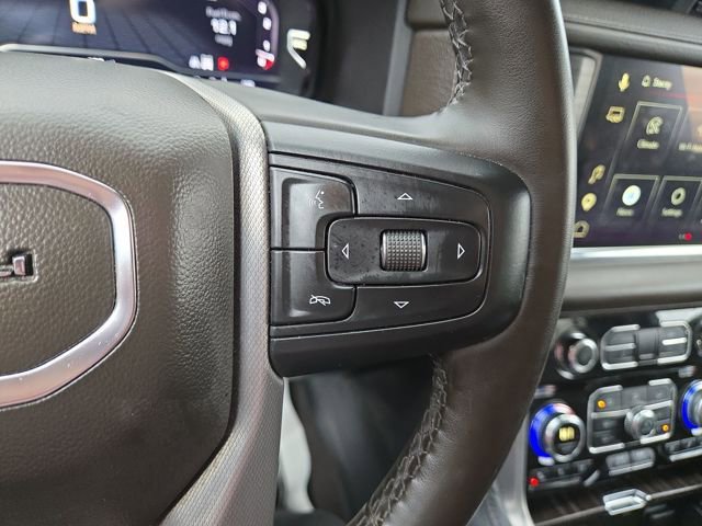 Used 2023 GMC Yukon XL Denali image 19