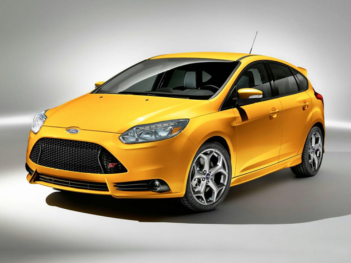 Used 2014 Ford Focus ST w/ Equipment Group 202A