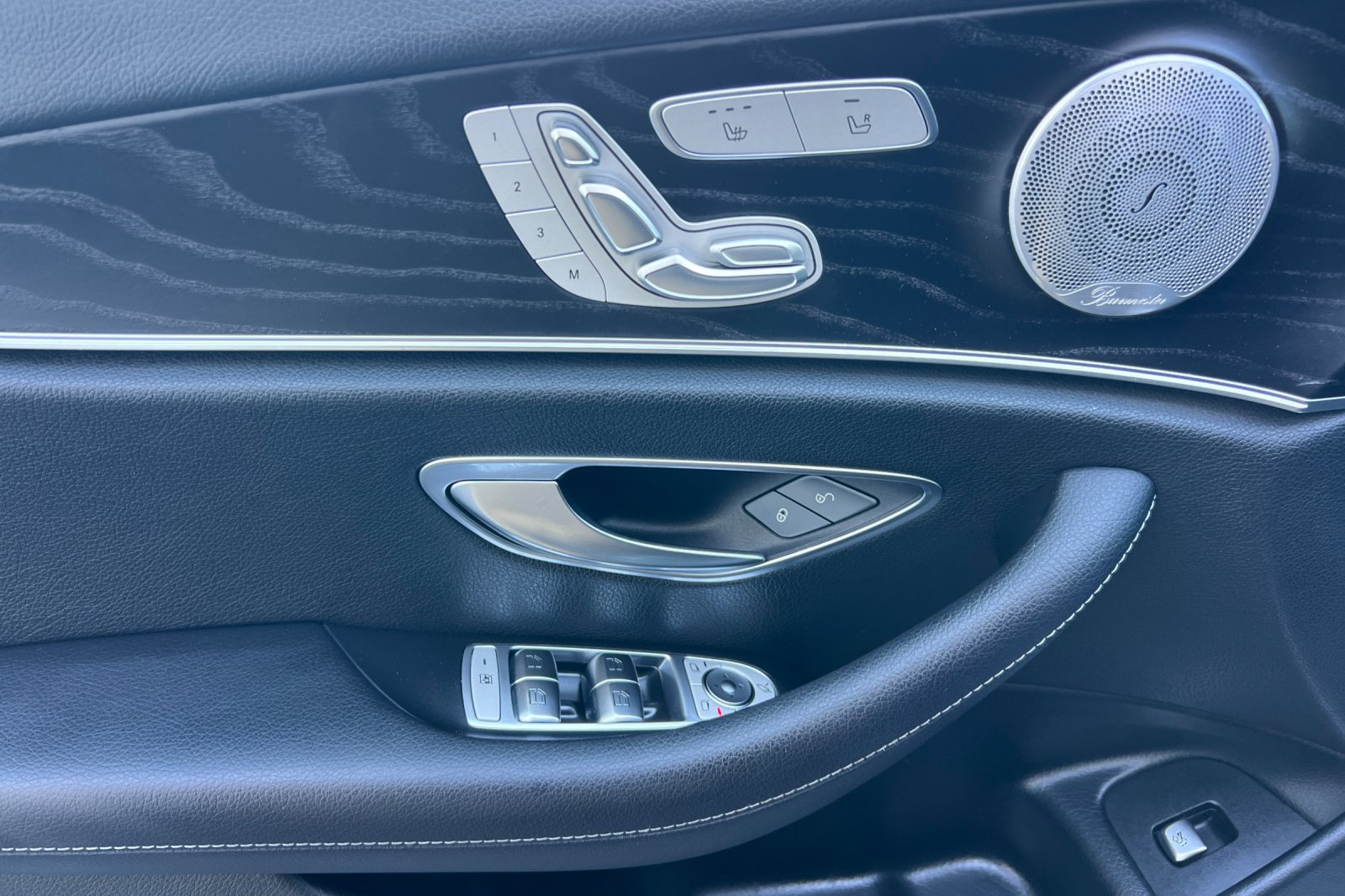 Used 2020 Mercedes-Benz E 350 Sedan image 11