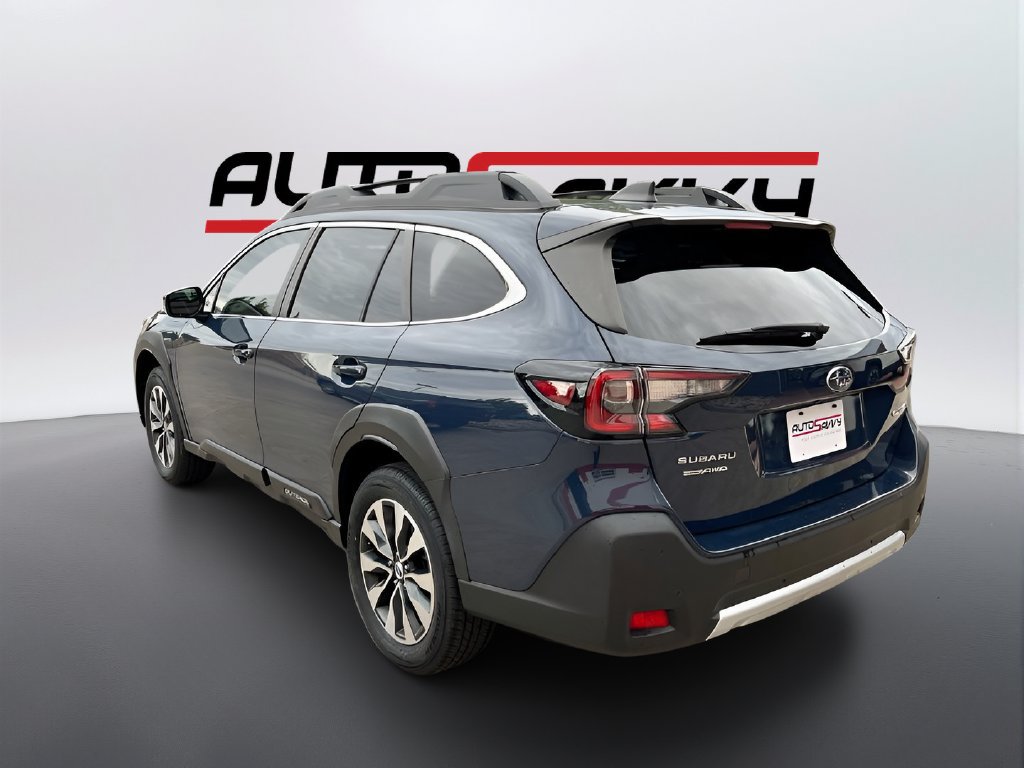 Used 2024 Subaru Outback Limited AWD/4WD image 5