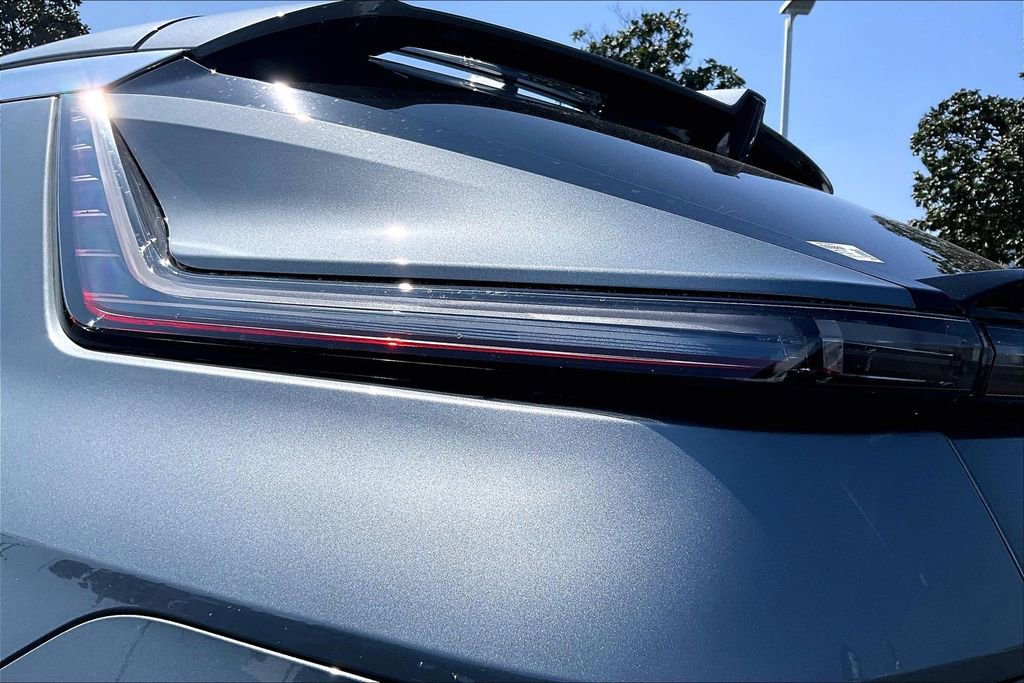 New 2026 Cadillac Lyriq Luxury image 15