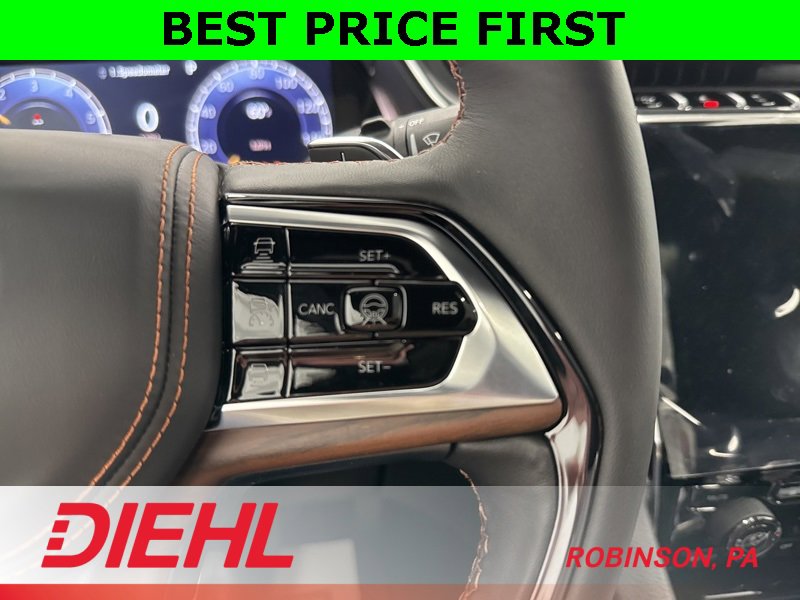 New 2025 Jeep Grand Cherokee Summit image 30