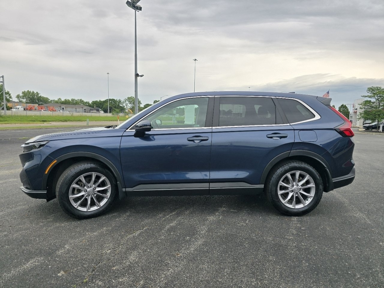 Used 2023 Honda CR-V EX image 13