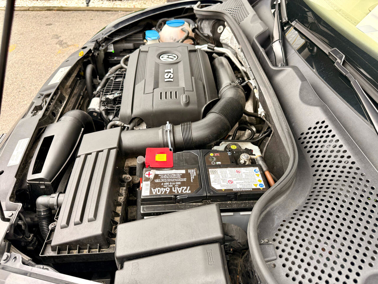 Used 2014 Volkswagen Beetle R-Line image 24