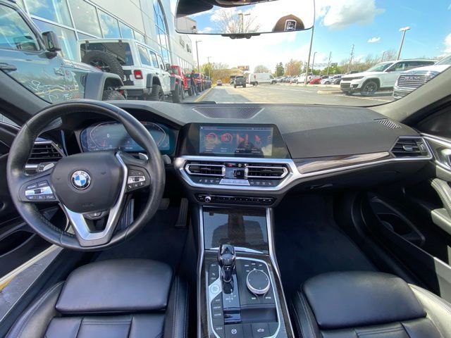 Used 2021 BMW 430i Convertible image 17