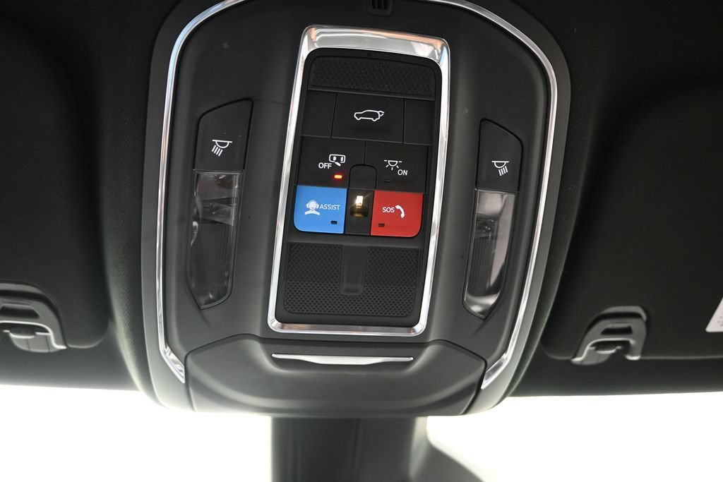 Used 2023 Jeep Wagoneer 4WD w/ Convenience Group I image 30