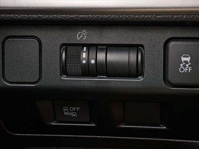 Used 2016 Subaru Crosstrek 2.0i Limited w/ Popular Package #2 image 5