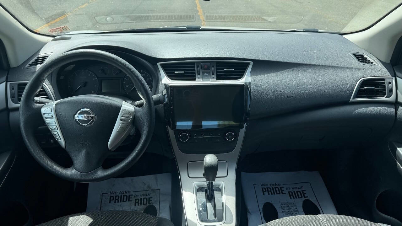 Used 2015 Nissan Sentra S image 11