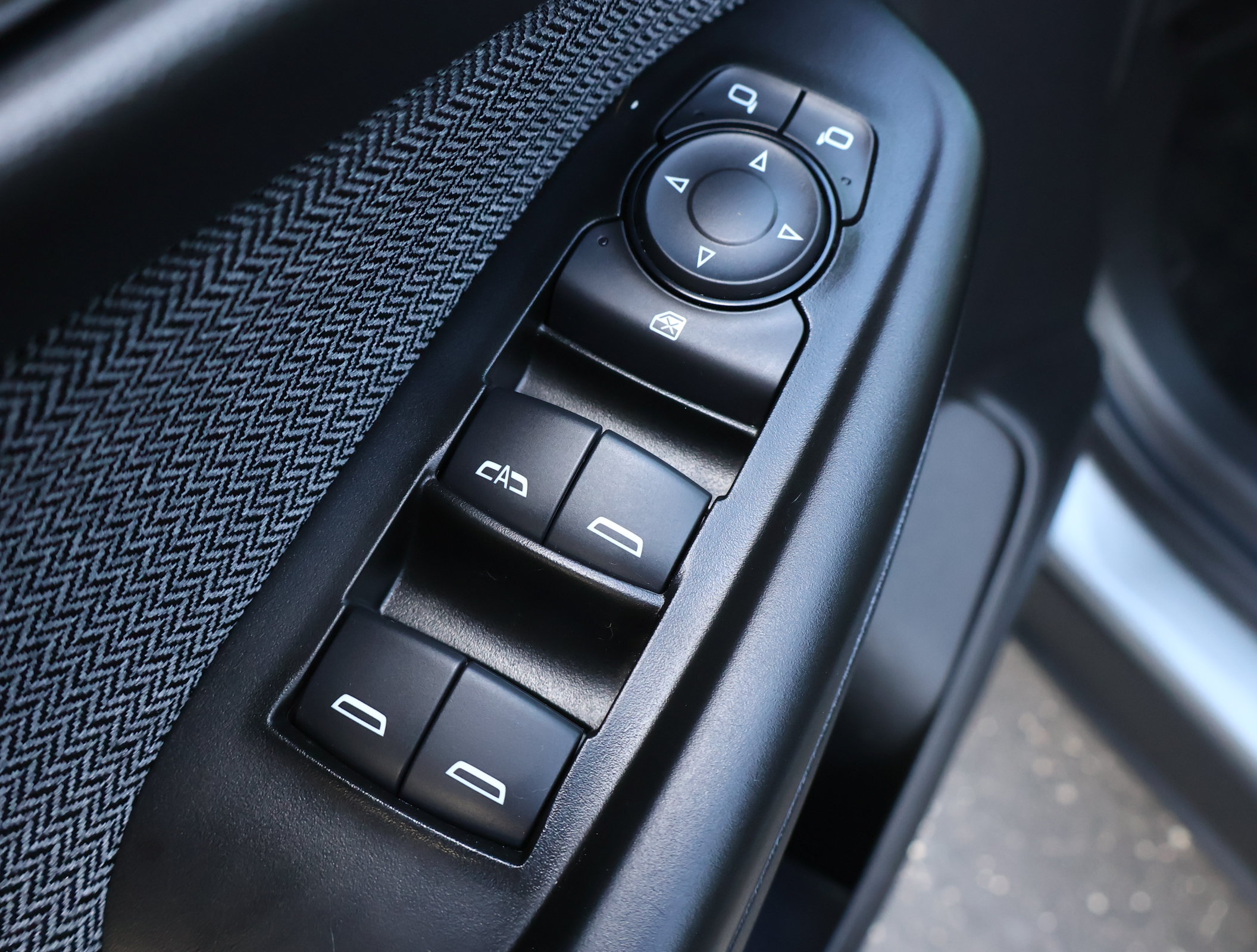 Used 2024 Chevrolet TrailBlazer LT FWD image 7