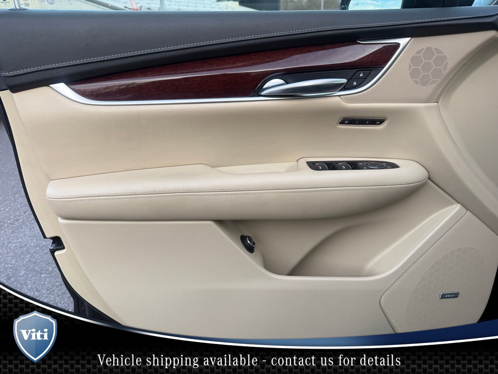 Used 2018 Cadillac XT5 Luxury w/ Driver Awareness Package image 16