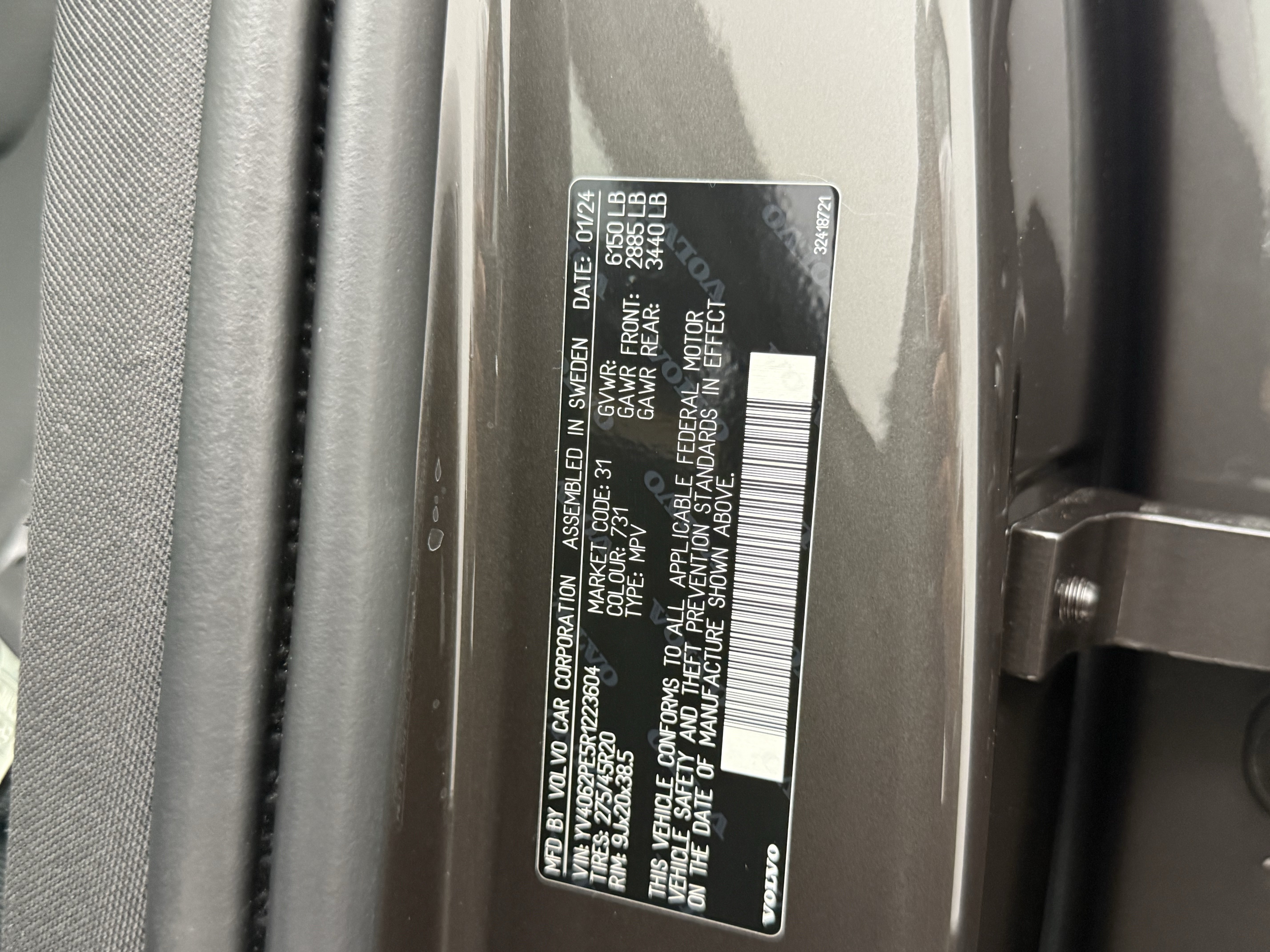 Certified 2024 Volvo XC90 B6 Plus AWD/4WD image 27