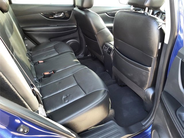 Used 2019 Nissan Rogue SL w/ Premium Package image 25