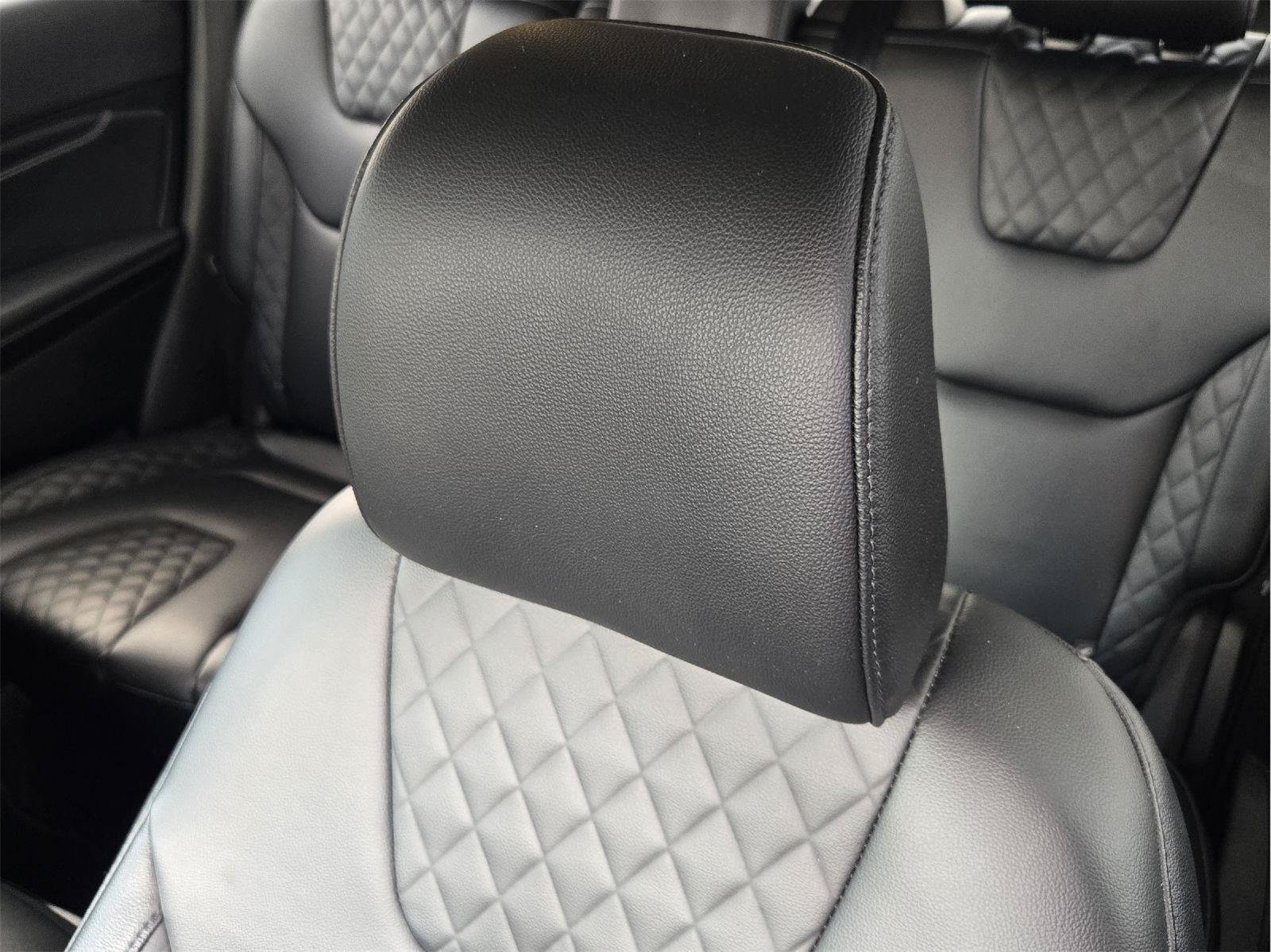 Used 2023 Ford Edge Titanium AWD/4WD image 23