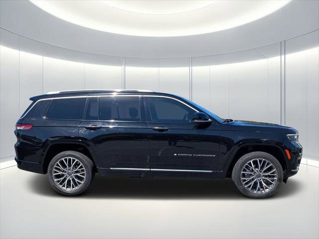 Certified 2021 Jeep Grand Cherokee L Summit AWD/4WD image 2