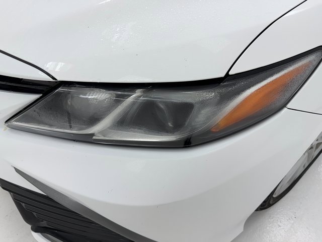 Used 2022 Toyota Camry LE image 6