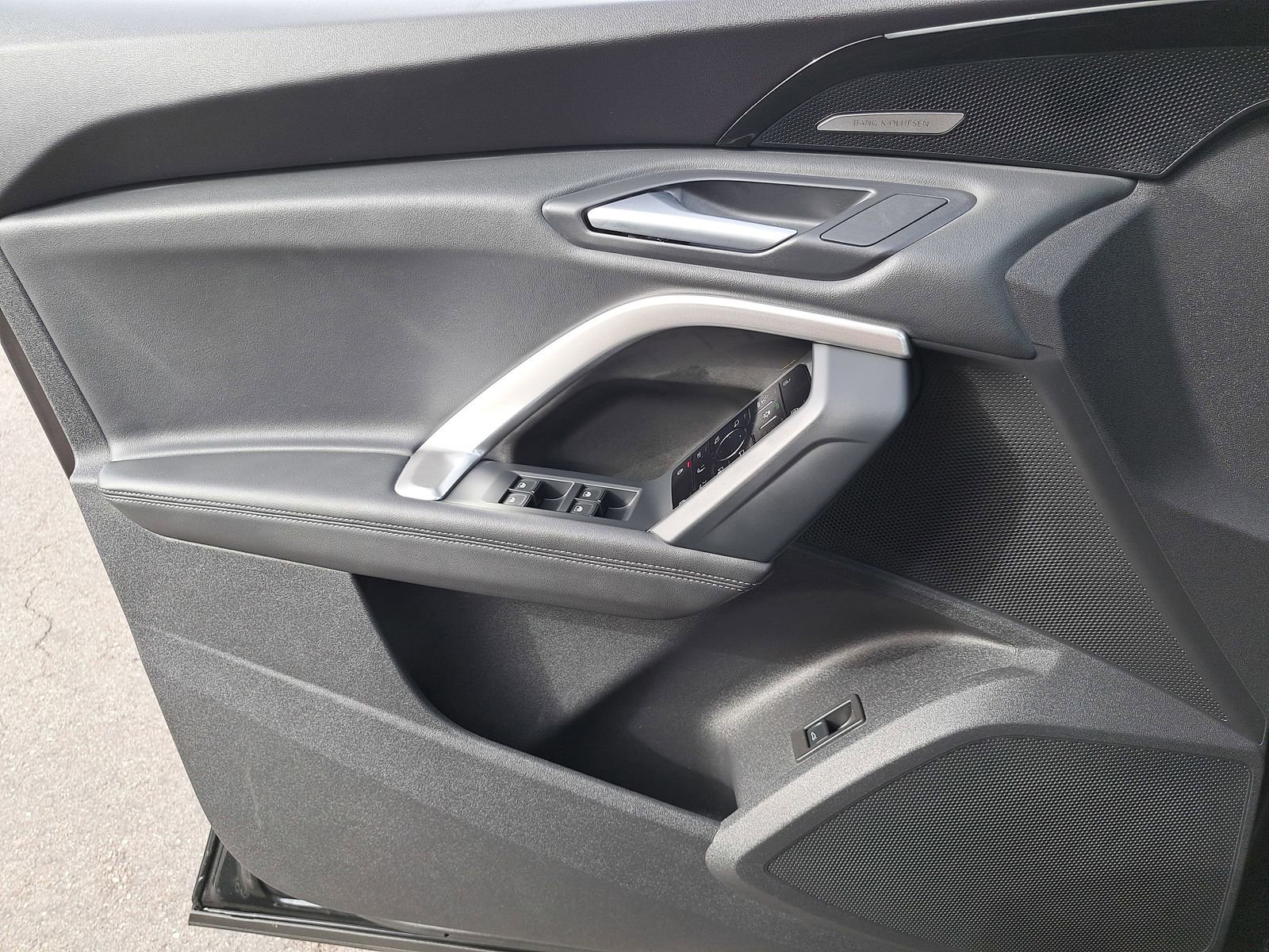 Certified 2025 Audi Q5 Prestige image 29