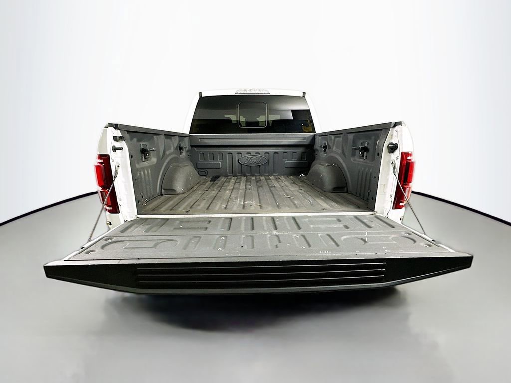 Used 2018 Ford F150 Raptor w/ Equipment Group 802A Luxury image 35