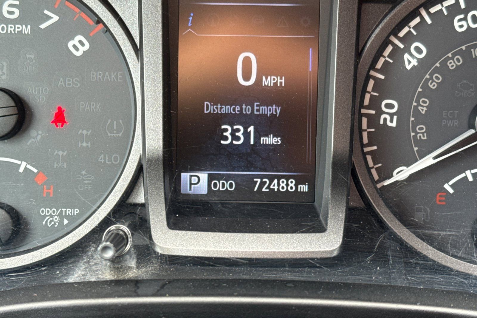 Certified 2018 Toyota Tacoma TRD Sport RWD image 3