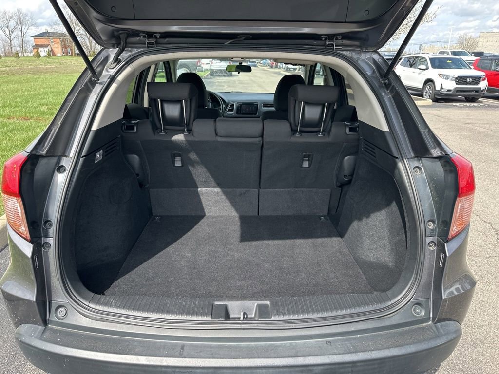 Used 2017 Honda HR-V EX image 11