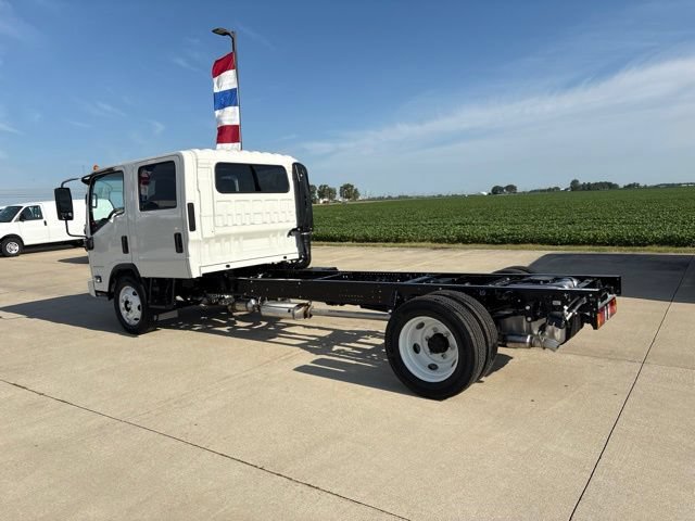 New 2027 Chevrolet Low Cab Forward RWD image 3
