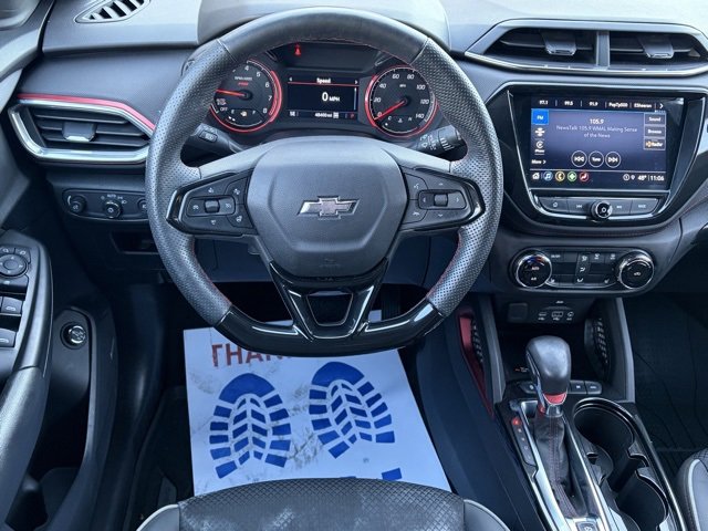 Used 2023 Chevrolet TrailBlazer RS w/ Sun and Liftgate Package image 35