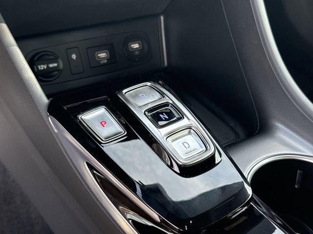 Used 2023 Hyundai Sonata Limited FWD image 19