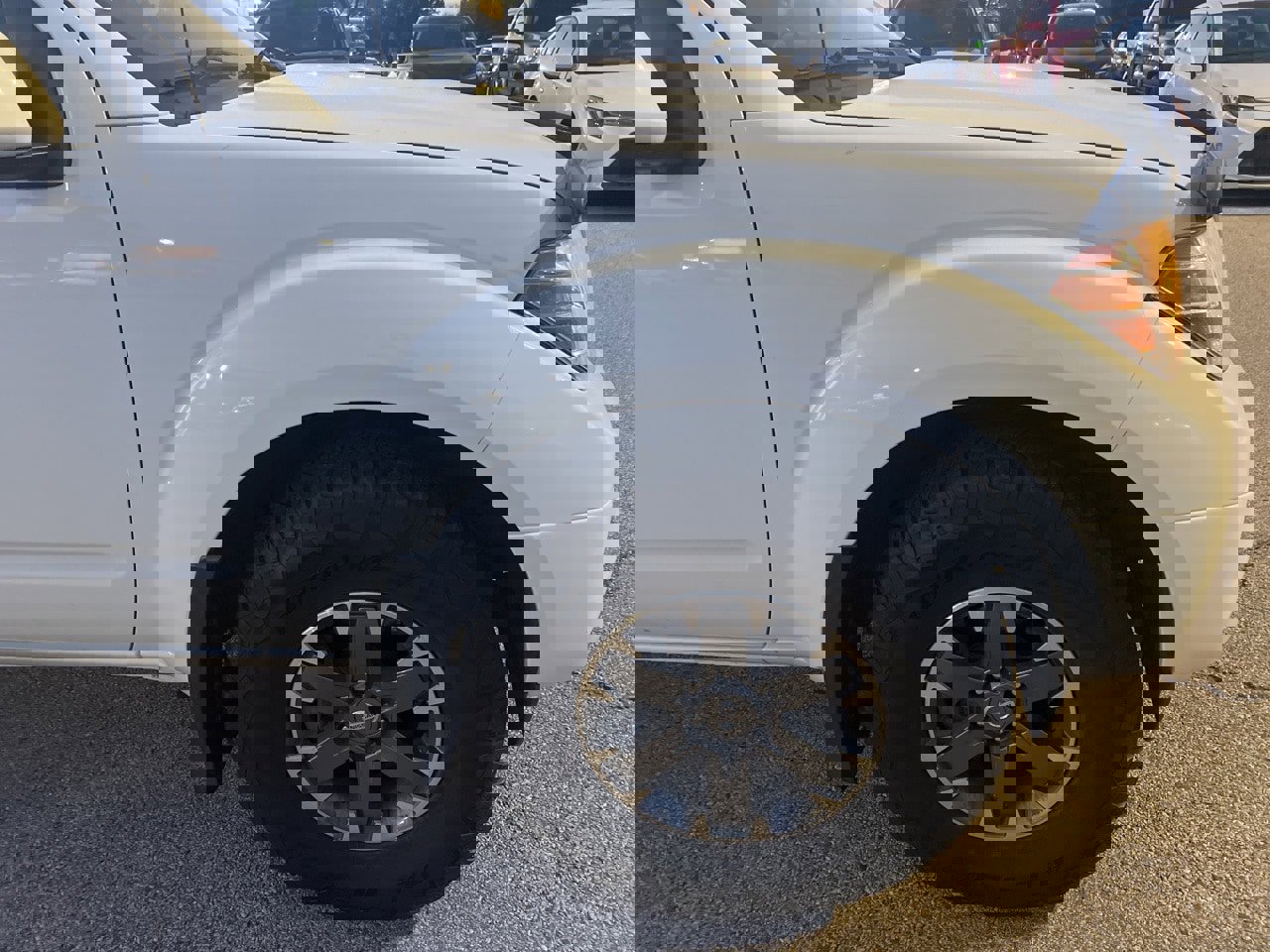 Used 2019 Nissan Frontier S image 14