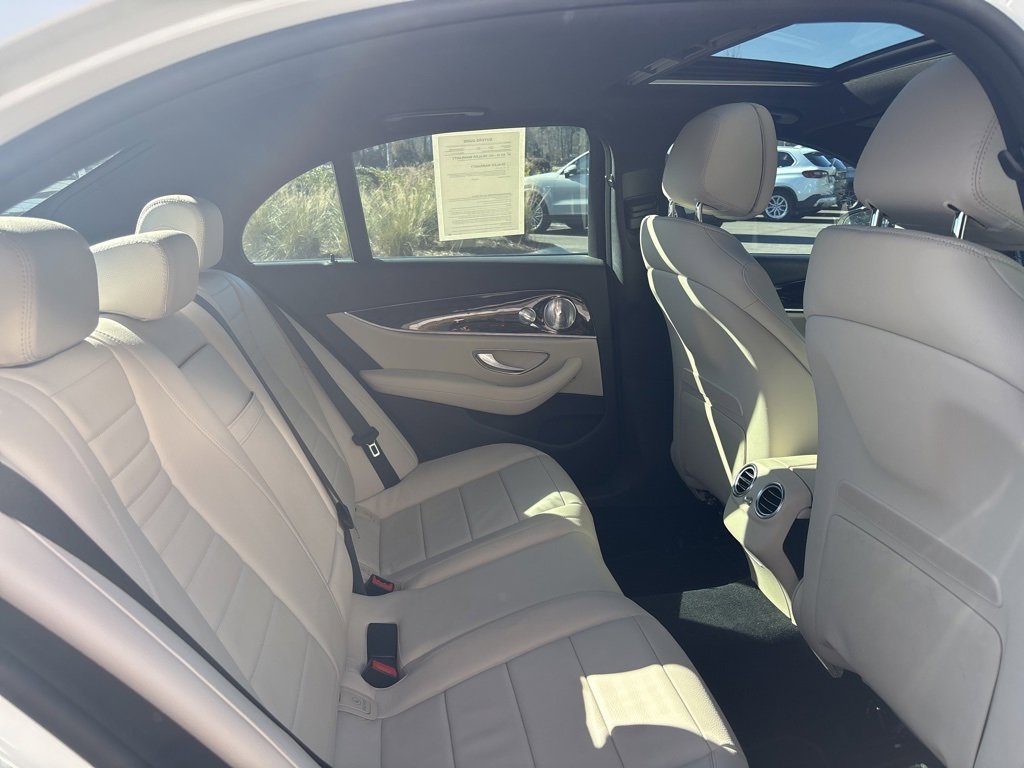Used 2017 Mercedes-Benz E 300 image 39