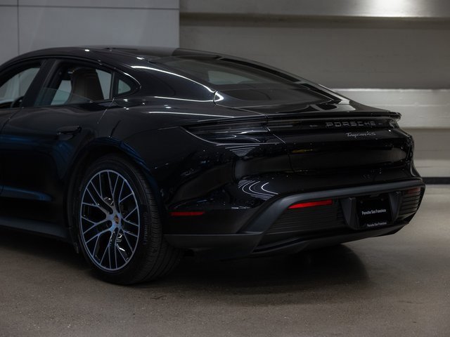 New 2025 Porsche Taycan 4S image 24