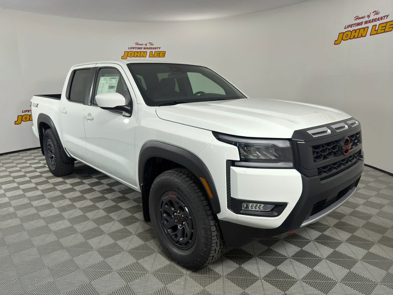 New 2026 Nissan Frontier Pro-X w/ Tow Package RWD image 8