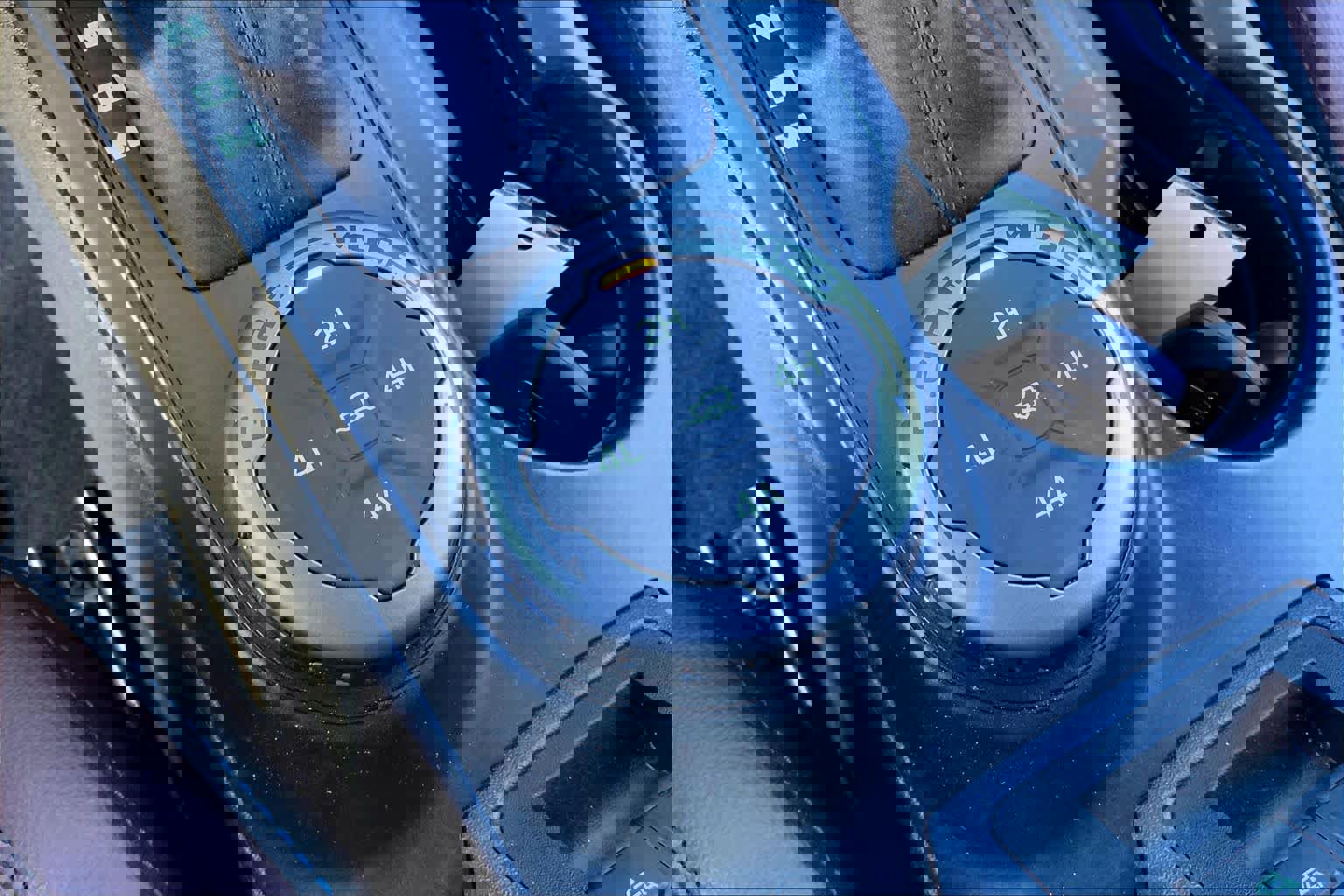 Used 2023 Ford Bronco Outer Banks image 33