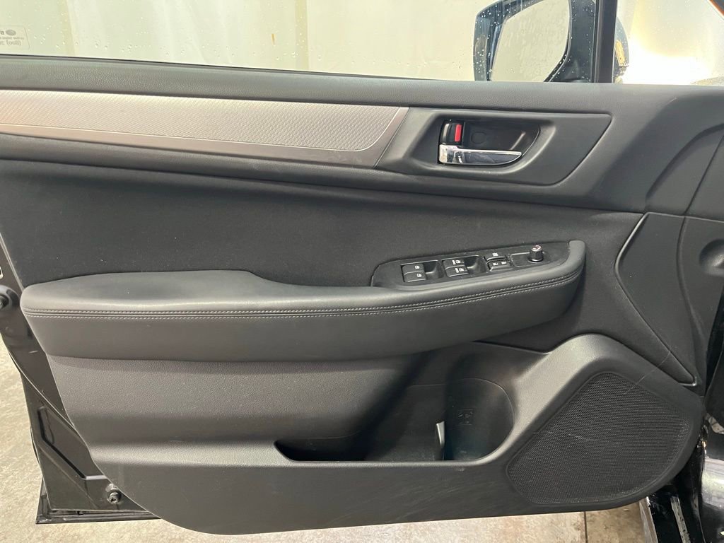 Used 2015 Subaru Legacy 2.5i Premium image 9