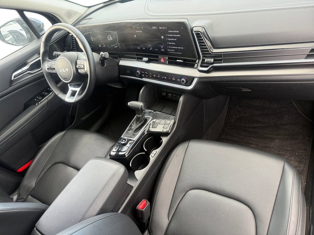 Used 2024 Kia Sportage EX image 24