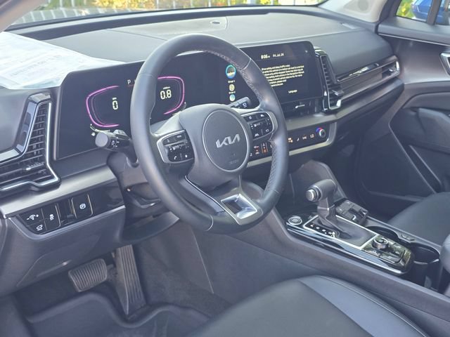 Used 2025 Kia Sportage EX w/ Premium Package FWD image 9