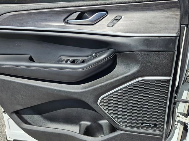 Used 2022 Jeep Grand Cherokee L Limited w/ Black Appearance Package image 21