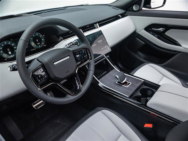 New 2026 Land Rover Range Rover Evoque Dynamic SE AWD/4WD image 17