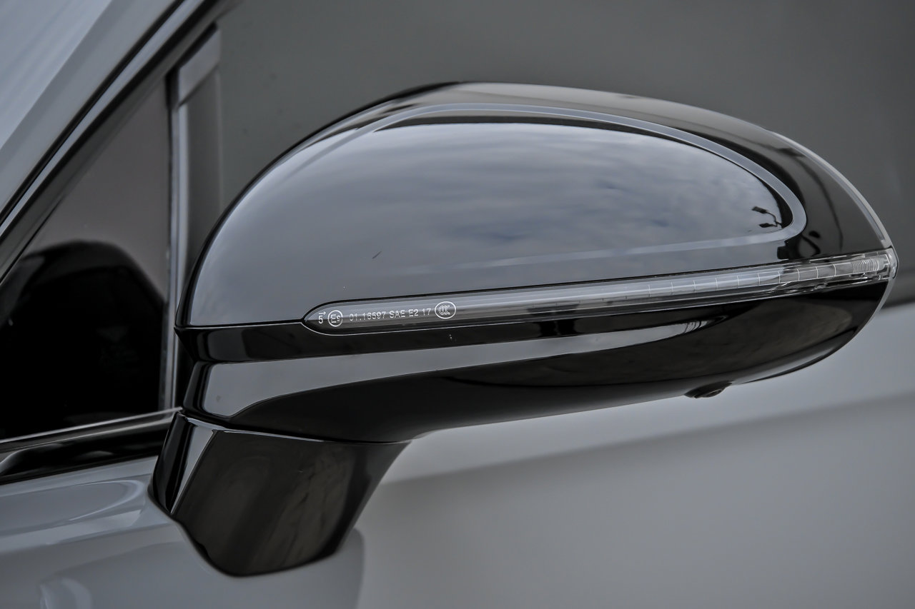 Used 2023 Bentley Continental GT V8 image 8